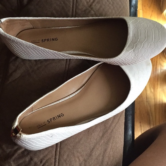 White dress flat shoes - Picture 4 of 4